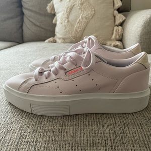 NWOT adidas Sleek Super lilac